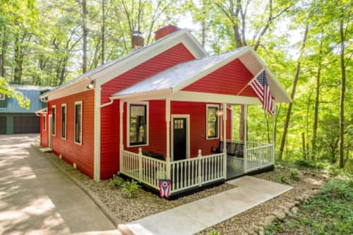 Mohican School House